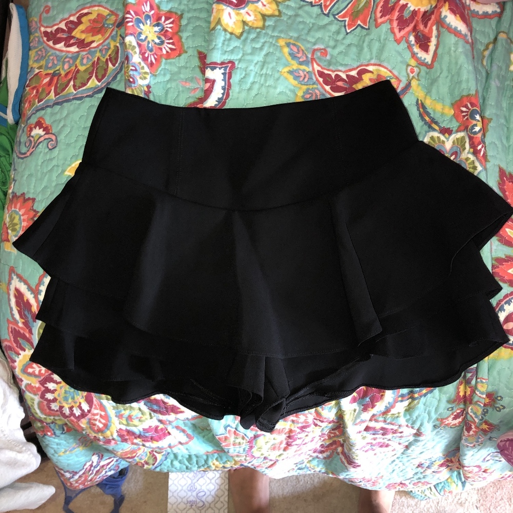 Zara ruffle skort XS